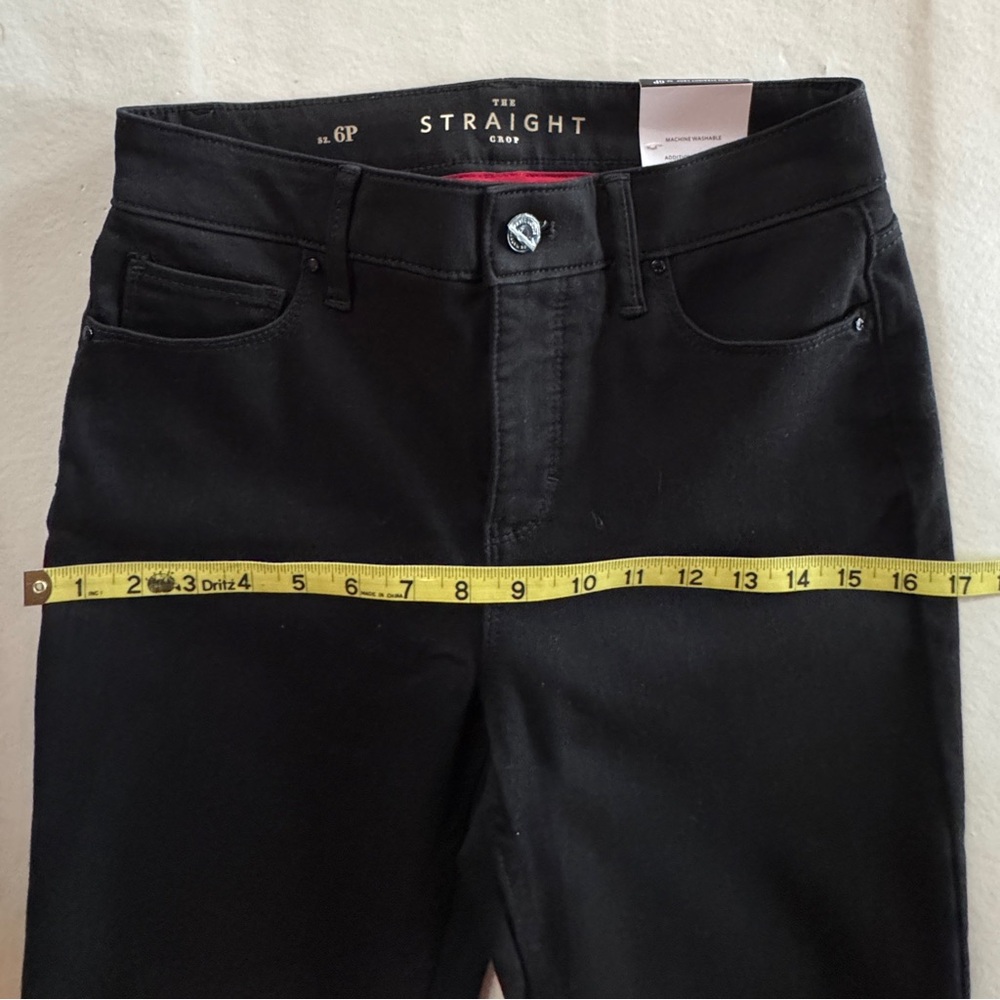 NWT White House Black Market The Straight Crop Black Jeans (6P) - Picture 8 of 15